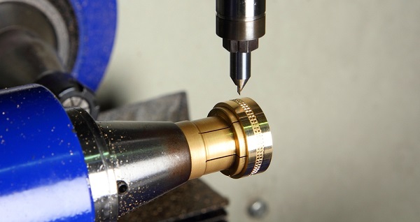 ¿Puede una máquina CNC crear joyas? Guía definitiva de procesos y aplicaciones