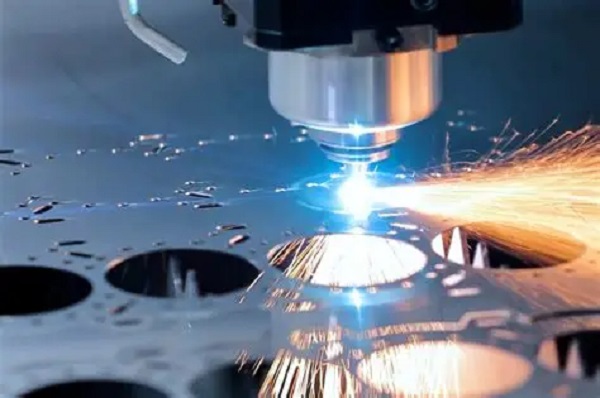 ¿Qué tipos de láser para corte existen y cuál necesitas?