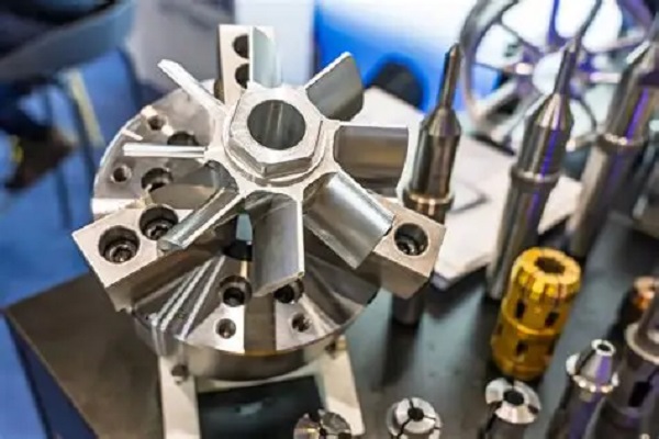 ¿Qué Determina la Precisión en el Mecanizado de Metales y Cómo Lograrla?