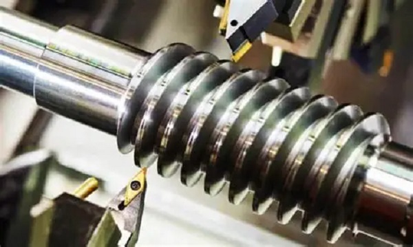 ¿Dominas el RosCADo del Mecanizado de Roscas? Una Guía Integral para Profesionales