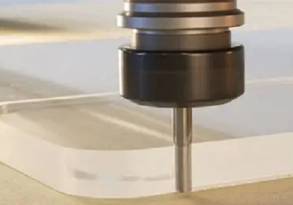 ¿Mecanizar acrílico (PMMA)? Guía completa para piezas transparentes de alta calidad