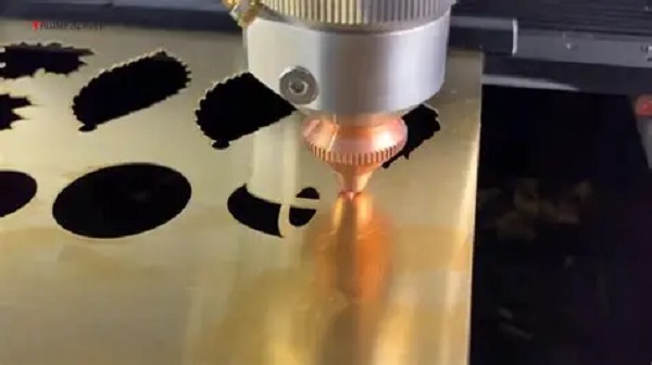 Corte por láser de latón: ¿La mejor opción para piezas decorativas y funcionales?