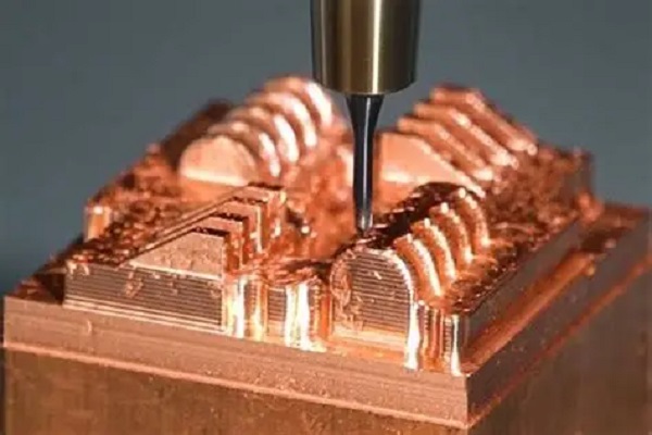 Mecanizado CNC de Cobre: Guía Técnica para Piezas de Alta Conductividad