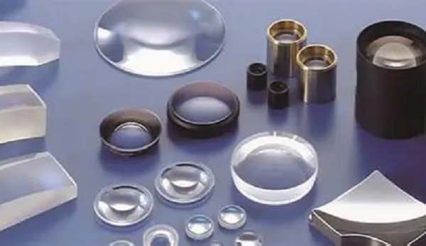 Fabricación de Piezas Ópticas Personalizadas: Guía Completa de Precisión, Materiales y Procesos